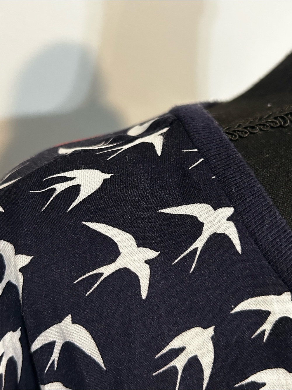 Maeve Navy Long-Sleeve Tee with White & Red Bird Motif Size 2 - Picture 3 of 11
